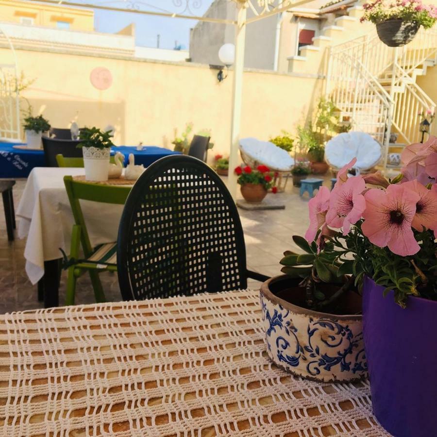 Fiori E Coccole Bed and Breakfast Noto Exterior foto