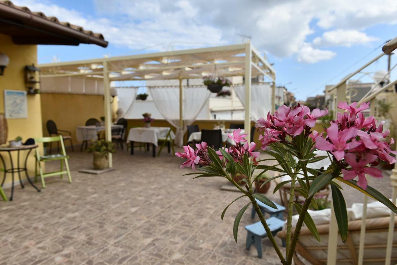 Fiori E Coccole Bed and Breakfast Noto Exterior foto